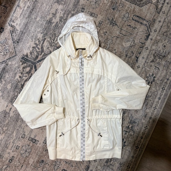 Louis Vuitton Jackets & Blazers - Louis Vuitton Lightweight Hooded Windbreaker Rain Jacket Cream Size 4 size S